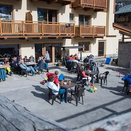 Le Alpi Λιβίνιο