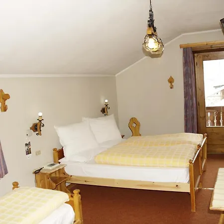 Le Alpi Hotel