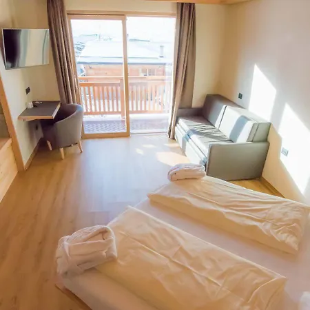 Le Alpi Hotel 3*